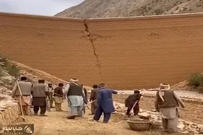 معماری طبیعت؛ کشاورزا از پشت دیوار سد صداهای عجیبی شنیدن و شد آنچه نباید