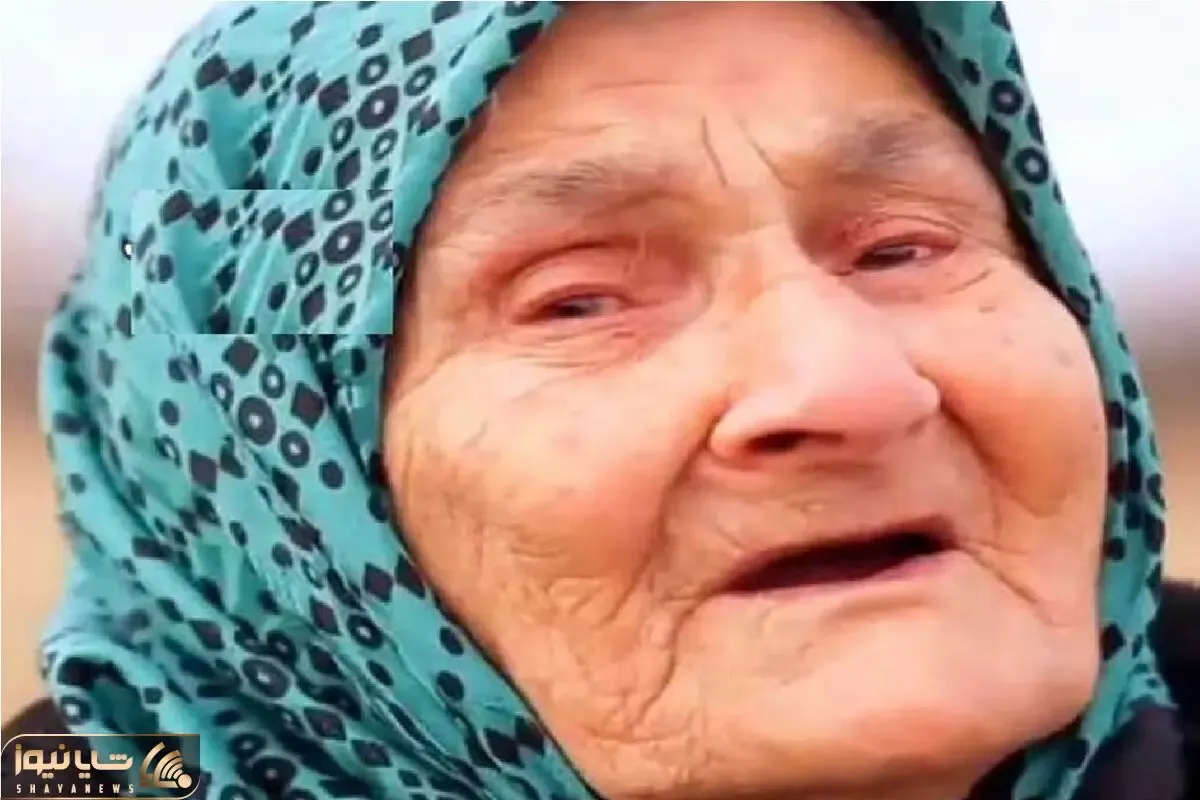 آواز سوزان؛ ننه گیلانی سر مزرعه شروع میکنه می سر بستمه دستمال سیاه رنگ آتیش میگیری