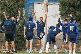 بمب نقل و انتقالات پرسپولیس یک استقلالی است؟