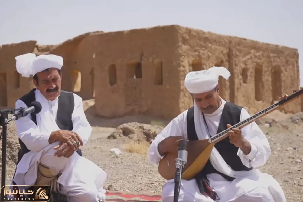 آواز احساسی؛ استاد غلامحسین غفاری با برادر دوقلوش تو دل کویر چه دلسوزانه میخونه