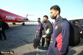 (تصویر) عکس بازیکنان پرسپولیس با مهمانداران هواپیما