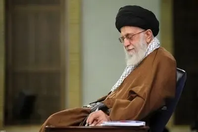 آیا حال جسمانی رهبر انقلاب حضرت آت الله خامنه ای خوب است؟