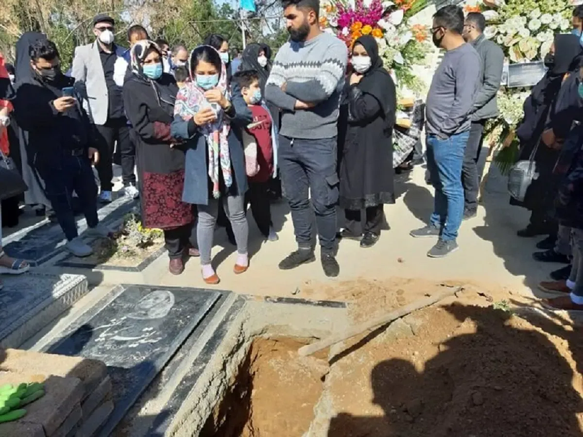 مراسم تشییع آزاده نامداری برگزار شد