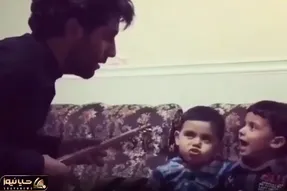 آواز احساسی؛ طوری بچه رو وادار میکنه که باهاش بخونه که بغلیش دهنش باز مونده فقط اوجش