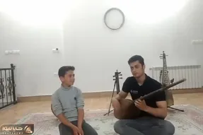 آواز محلی؛  پسر بچه با پدرش چه آهنگ سوزناک و غم انگیزی میخونه قلبت درد میگیره