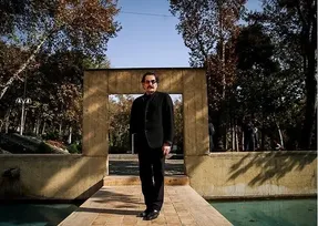 بشنوید و بخوانید/ آهنگ جدید شهرام ناظری با نام «امشب»/ امشب غم تو در دل دیوانه نگنجند