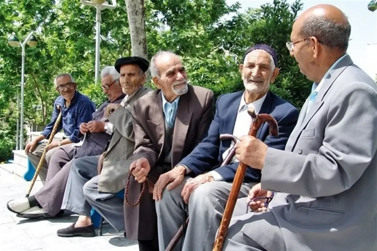 با این مبلغ ناچیز عیدی بازنشستگان؛ بازنشستگان شرمنده زن و بچه می شوند!