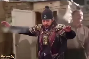 آواز شاد؛ جومونگ لعنتی سمی شد دستمال کردی گرفته چه رقصی میکنه با آهنگ لرزان لرزان