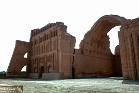 دیواری که کج شد تا عدالت کج نشود! راز کج بودن دیوار طاق کسری و عدالت انوشیروان دادگر
