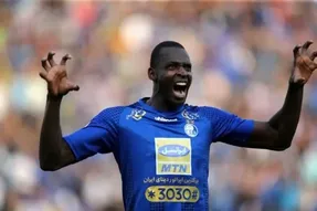 مهاجم سابق استقلال پیشنهاد پرسپولیس را رد کرد