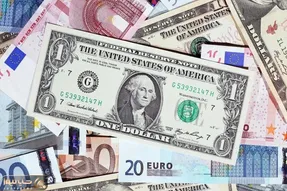 قیمت دلار و سایر ارزها امروز پنجشنبه ۲۰ آذر ۱۴۰۴؛ دلار عقب نشست؟