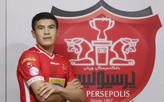 (عکس) هفت سین شرزود تمیروف با پرچم پرسپولیس!