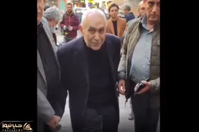 ویدئویی فوق احساسی و غم انگیز از ناصر ممدوح در مراسم ختم ناصر طهماسب
