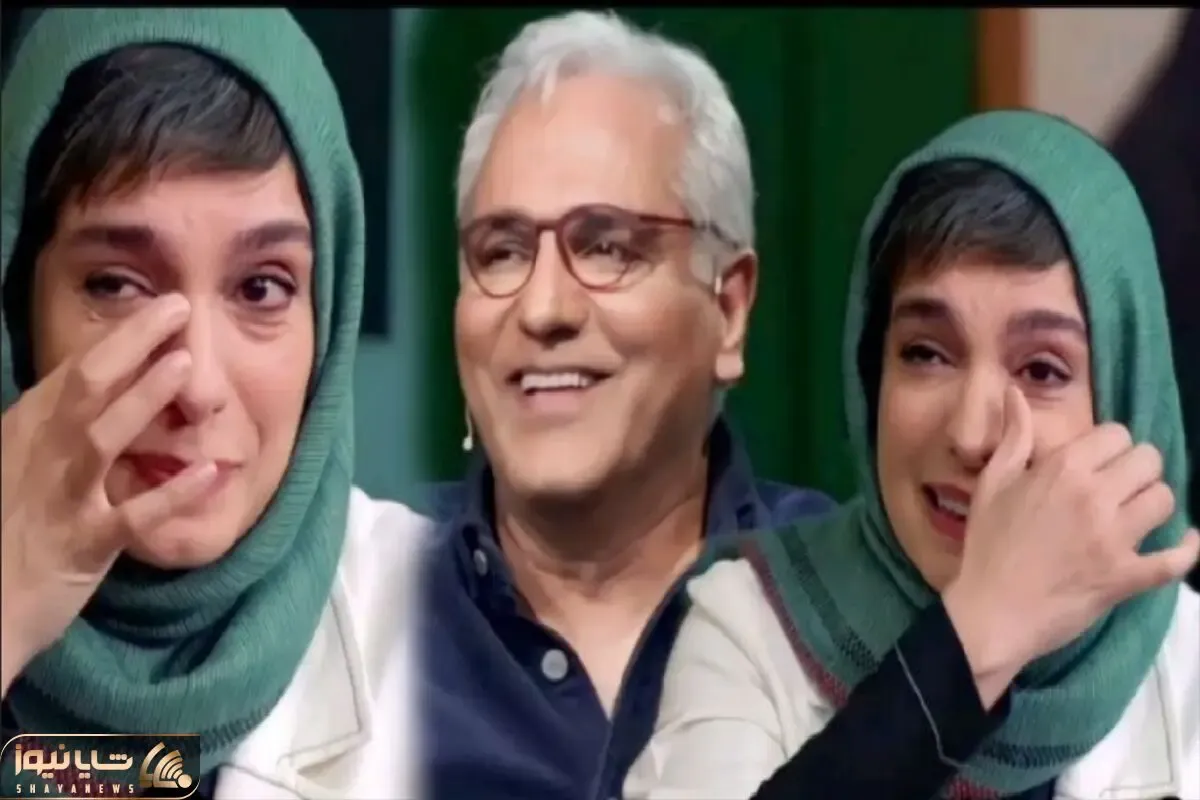 سکانس خندان/الیکا از کاریزمای مدیری میگه و صداشو نازک کرده و جلوش کوتاه اومده