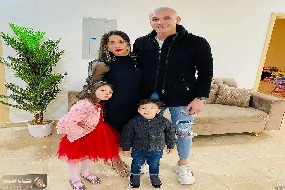 (عکس) همسر خارجی مدافع استقلال در ورزشگاه آزادی