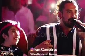 آواز ماندگار؛ کار فوق احساسی امیر عباس گلاب با بچه معلول قلب همه رو ذوب کرد!