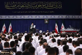 می‌گویند اجازه نمی‌دهیم فلان کشتی‌ از تنگه عبور کند، غلط زیادی است
