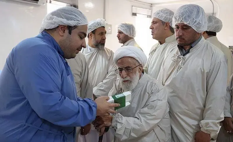 احمد جنتی امروز سه اسفند 94 ساله شد