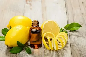 کدام روغن‌ها به از بین بردن چین و چروک کمک می‌کنند؟
