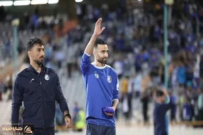 ارسلان مطهری مازاد شد و فسخ کرد؛ آمانوف اما ماند