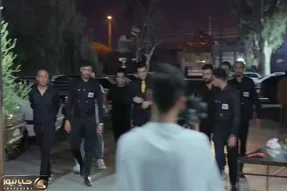 آواز احساسی؛ سلطان لرستان محسن لرستانی با کلی بادیگارد و اسکورت آهنگ بچه ننه رو خوند