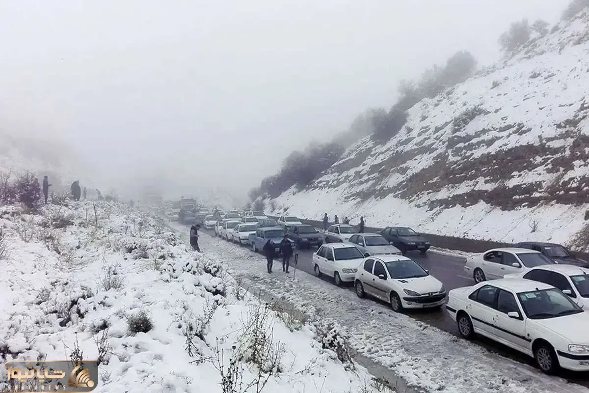 (ویدئو) بارش سنگین برف در محور هراز