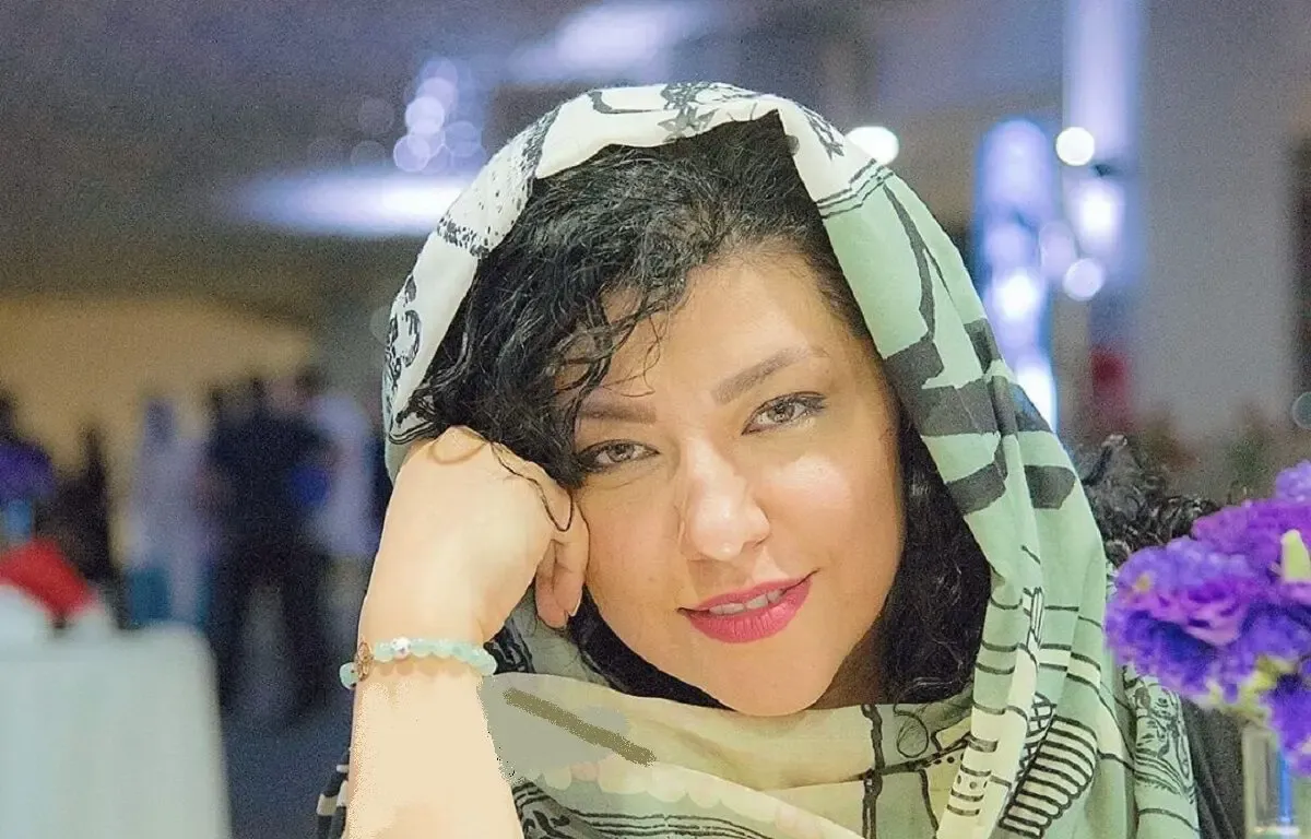 شلوار بدن نما و کوتاه همسر شهاب حسینی + عکس