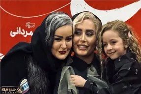 سکانس خندان/اینبار وقتی بازیگر معروف از الناز نظرشو راجب تیپش میپرسه میگه عالیییی