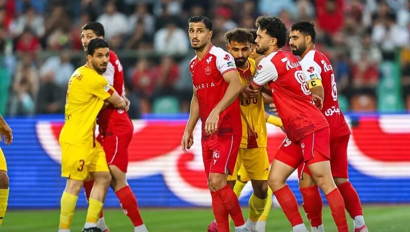 خلاصه بازی پرسپولیس 0 - فولاد 1
