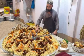 غذای افغانی ؛ کابلی پلو غذای جذاب افغانی ها که با کلی گوشت و نثار جذابش حسابی دل میبره
