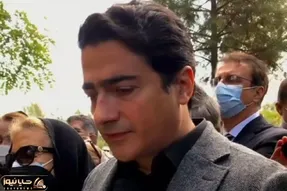 آواز احساسی؛ همایون شجریان سرمزار پدرش اشک ریزان آهنگ معروف اسطوره رو خوند