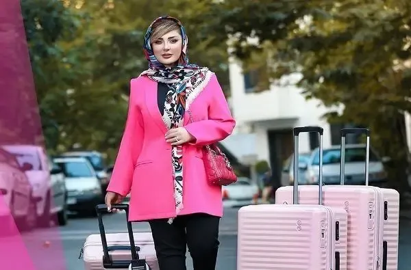 کرشمه های نیوشا ضیغمی و عربی صحبت کردن فاجعه او!
