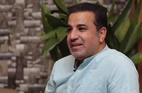 وضعیت علی سلیمانی بازیگر مبتلا به کرونا اشک سید جواد هاشمی را درآورد!