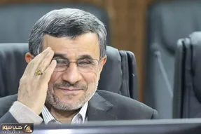 محمود احمدی نژاد در فرودگاه مکزیکوسیتی؛ عکس یادگاری با این زنان حاشیه ساز می شود؟