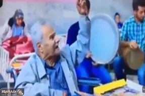 آواز احساسی؛ پیرمرد تو خونه سالمندان با سوز از نامردی بچه هاش خوند پیر و جوون زجه زدن