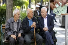 خبر مهم درباره واریز معوقات بازنشستگان / پرداخت معوقات بازنشستگان جلو افتاد