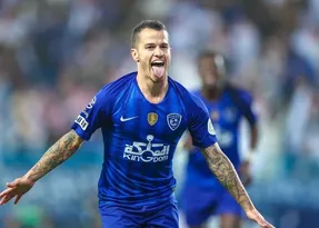 حذف الهلال از لیگ قهرمانان آسیا به نفع استقلال است یا پرسپولیس؟