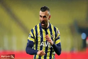 سردار با پرسپولیس بست