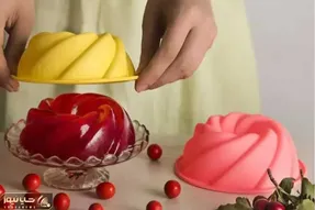 ترفندهای خانه داری؛ جدا کردن ژله از قالب برات شده دردسر؟ بیا ترفندشو بگم