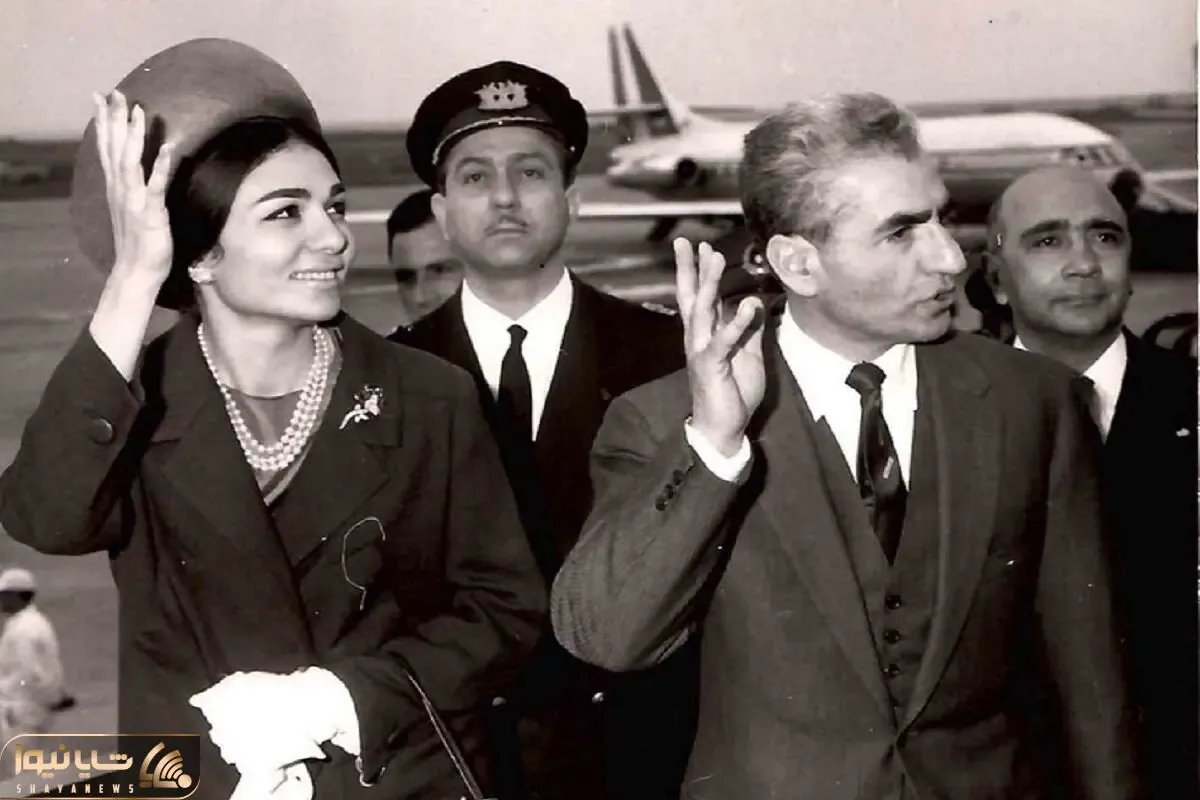 سفر به ایام قدیم سال 1328؛ شاه مخلوع و همسرش با کفش گلی در خانه مرد همدانی