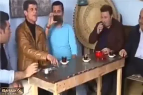 آواز دیش دیش؛ مرد نابینا ضرب انگشت میگیره خنده بوکون تره بمیرم میخونه به شعف میافتی
