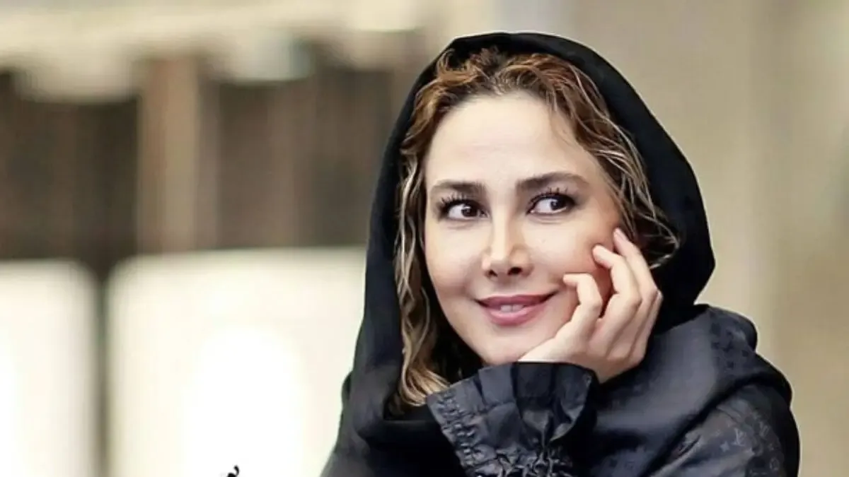 (عکس) تصویری شگفت انگیز از آنا نعمتی روی قله کوه