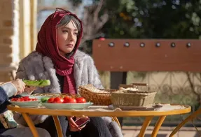عکس متفاوت هانیه توسلی در حال گریم!