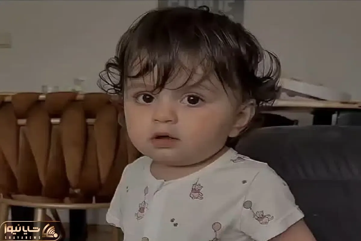 آواز شاد؛ بچه مات و مهبوت و کپ کرده نگاه میکنه و یهو با سنی دیلر ولوله میشه و میرقصه