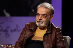 آواز محلی؛ حمید لولایی تو خونه پر گلش لم داده چه با آهنگ انس گرفته فقط حرکت دستاش