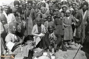 سوار ماشین زمان بشوید؛ حجامت با شاخ گاو