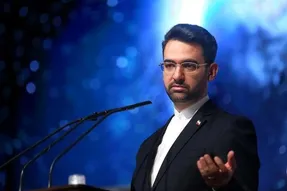 آذری‌جهرمی: مگر ما چند مهدوی‌کیا داریم؟