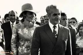 سفر به ایام قدیم سال 1339؛ فرح دیبا و شاه عشرت جو در جوار مردم تایلند