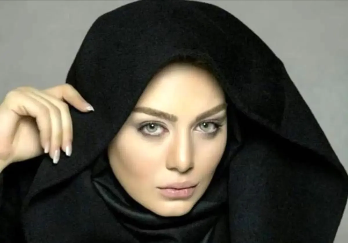 فیلم گریه های طرفدار سحرقریشی در بغل او بدون رعایت پروتکل ها