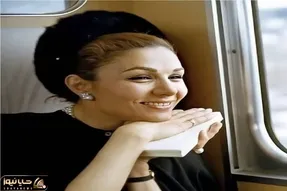 سفر به ایام قدیم؛ فرح دیبا و علاقه وافرش به دوربین و نگاه های پشت لنزی خیره سرانه